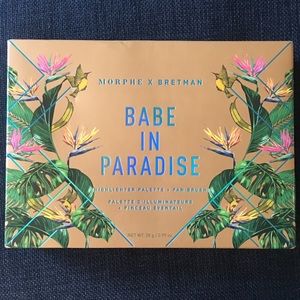 Morphe Babe in Paradise Highlighter Palette